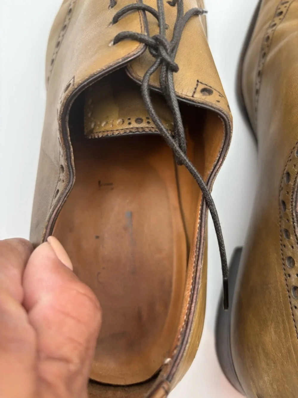 Yves Saint Laurent Men's Tan Leather Brogue Oxford Shoes